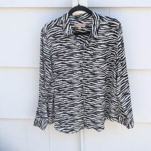 Philosophy Size Large Black And White Button Down Blouse